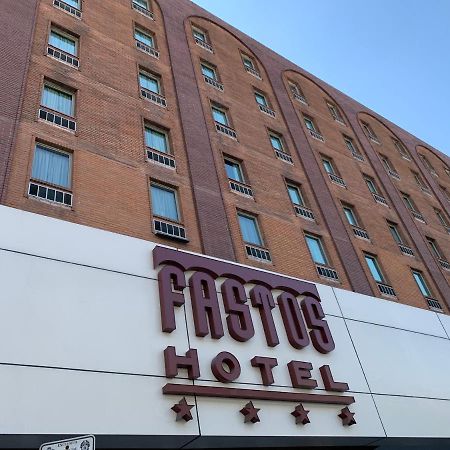 Fastos Hotel Monterrey Zewnętrze zdjęcie