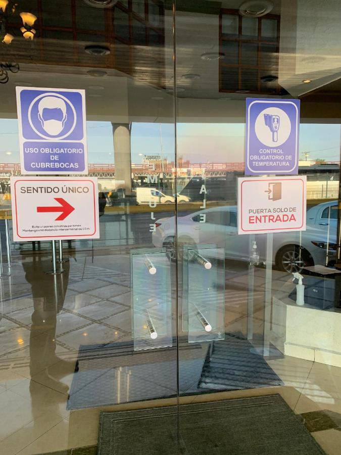 Fastos Hotel Monterrey Zewnętrze zdjęcie