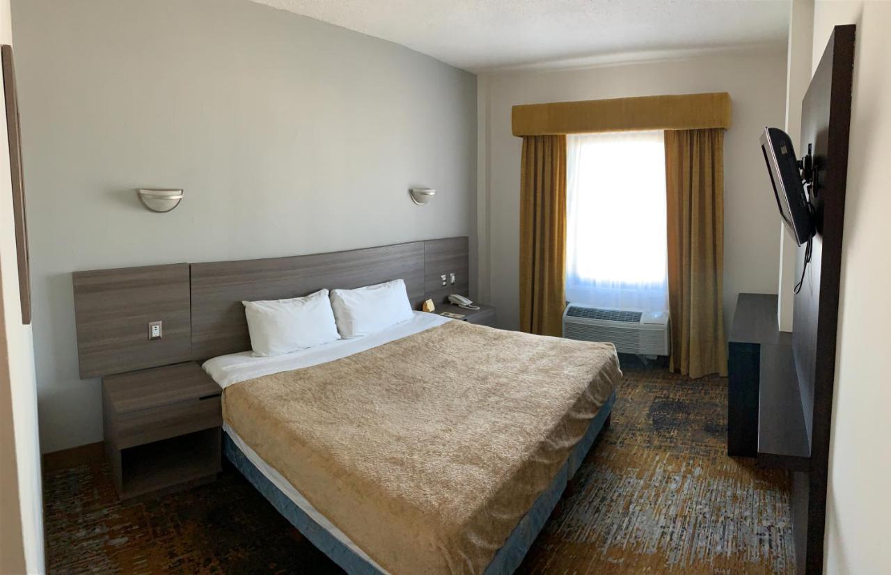 Fastos Hotel Monterrey Zewnętrze zdjęcie