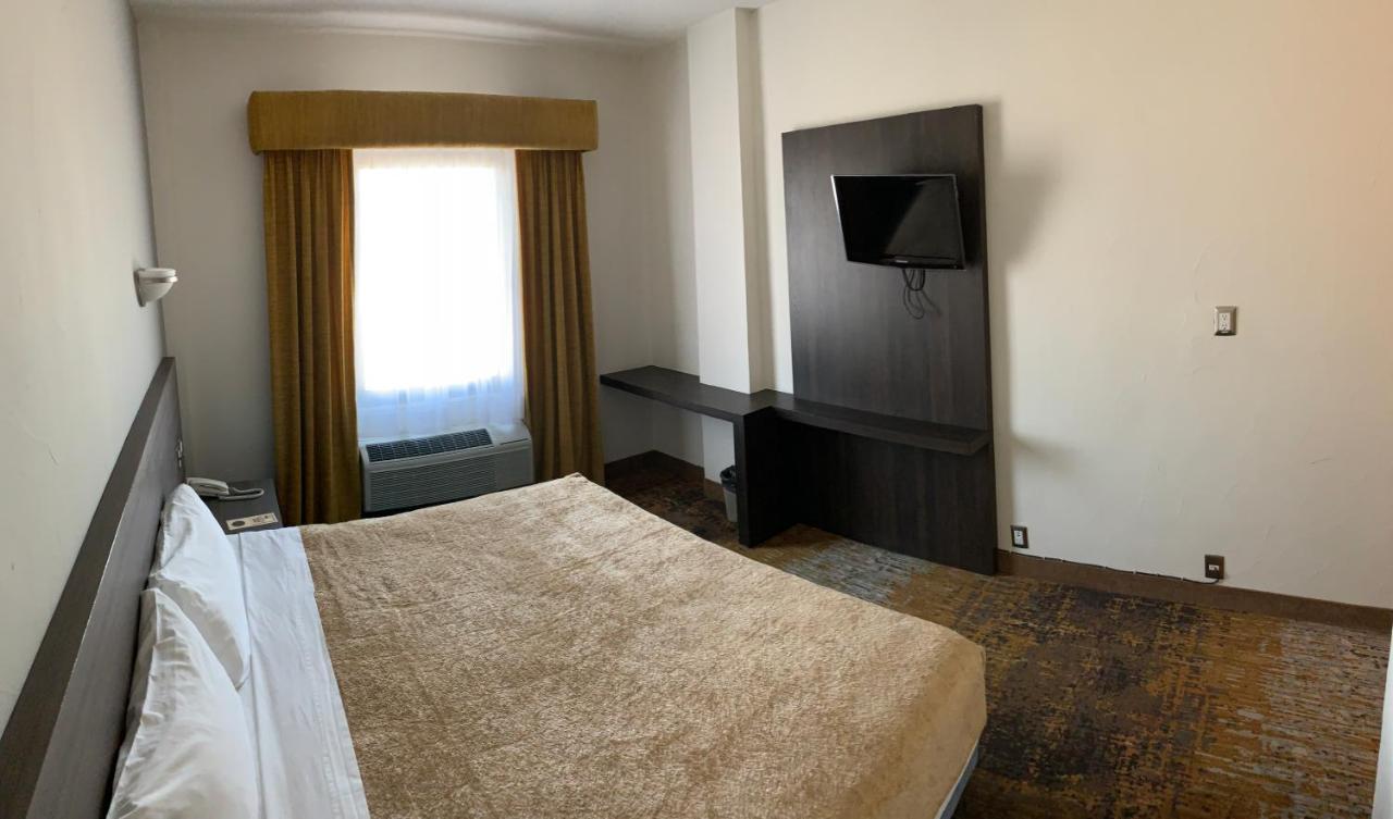 Fastos Hotel Monterrey Zewnętrze zdjęcie