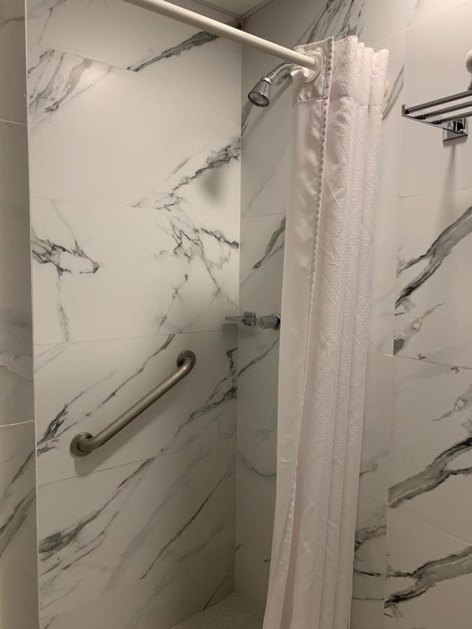 Fastos Hotel Monterrey Zewnętrze zdjęcie