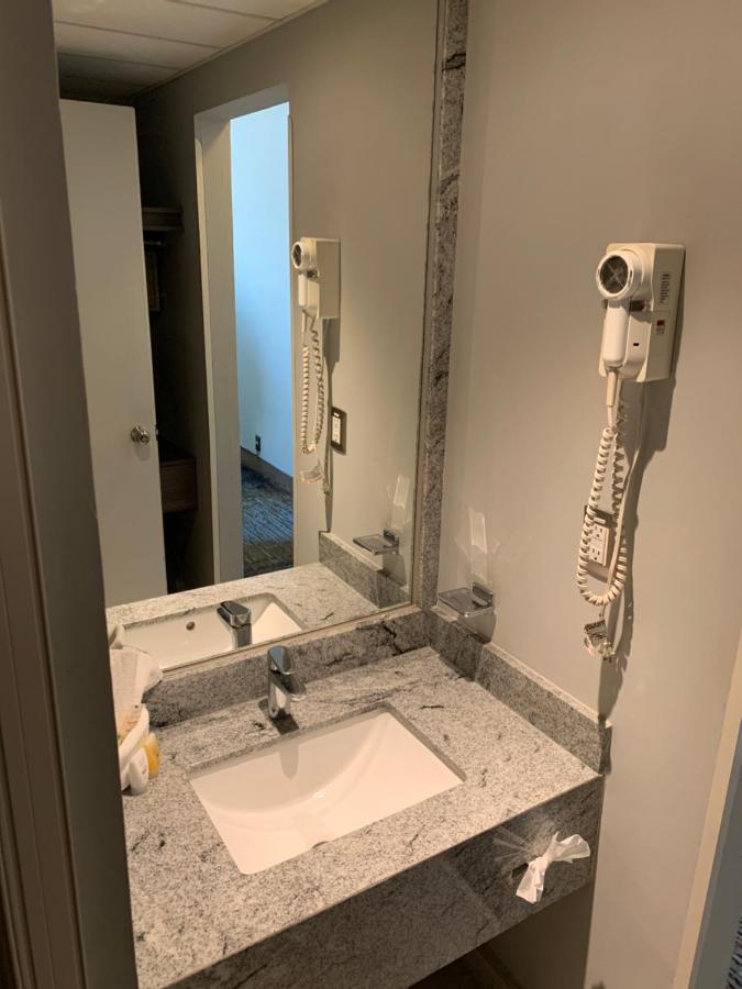 Fastos Hotel Monterrey Zewnętrze zdjęcie