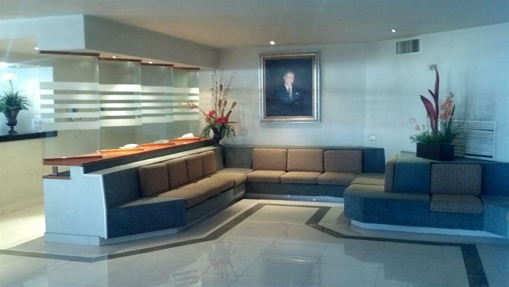 Fastos Hotel Monterrey Zewnętrze zdjęcie